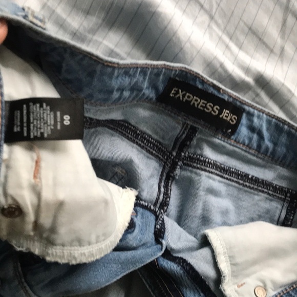 Express Jean skirt - Picture 3 of 3